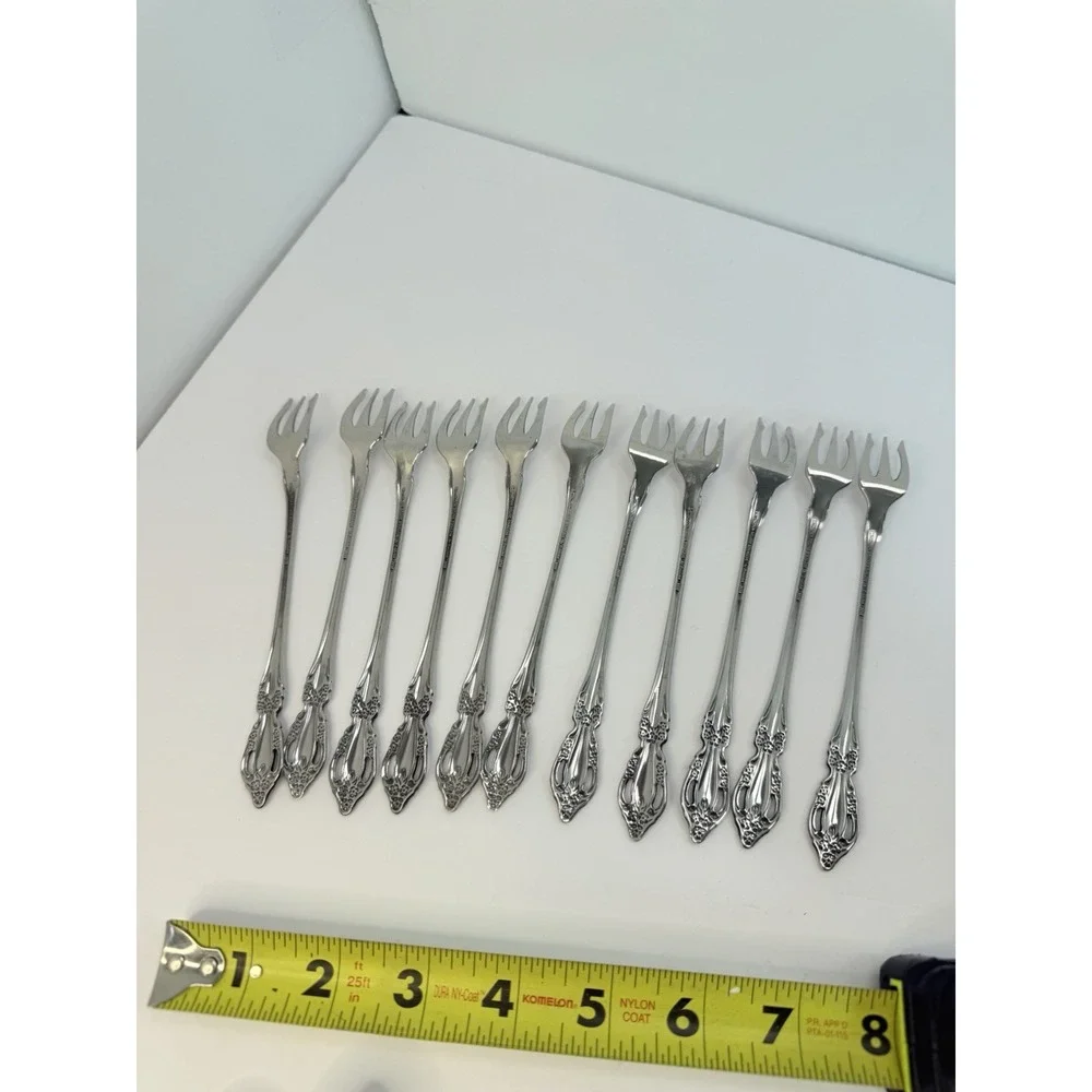 11 Oneida Raphael COCKTAIL FORKS Distinction Deluxe HH Stainless Flatware 6